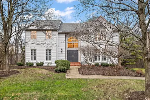 212 Timber Ridge Rd, Pittsburgh, PA 15238