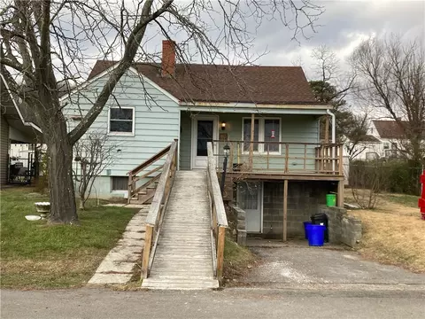 214 Sangston, Masontown, PA 15461