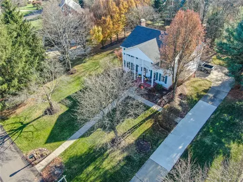 2016 Lynn Ln, Gibsonia, PA 15044