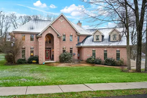 429 Settlers Village Crl, Cranberry, PA 16066