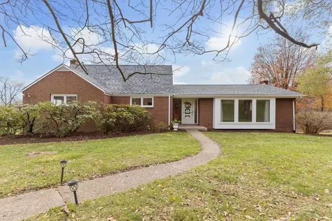 915 Macbeth Dr, Monroeville, PA 15146