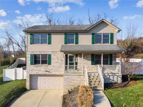130 Lee Ann Ct, Pittsburgh, PA 15239