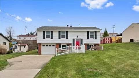 125 York Way, Monaca, PA 15061