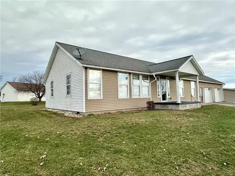 Exterior - 179 Elderton Heights Rd, Elderton, PA 15736 photo 2 of 6