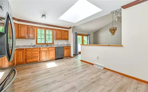 Kitchen - 175 Dance Hall, Apollo, PA 15613 photo 3 of 3