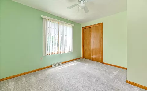 Bedroom - 175 Dance Hall, Apollo, PA 15613 photo 3 of 5