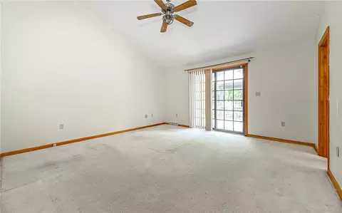Living - 175 Dance Hall, Apollo, PA 15613 photo 3 of 7
