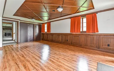 Living - 175 Dance Hall, Apollo, PA 15613 photo 6 of 7