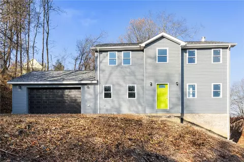 9986 Mcclellan St, North Huntingdon, PA 15642