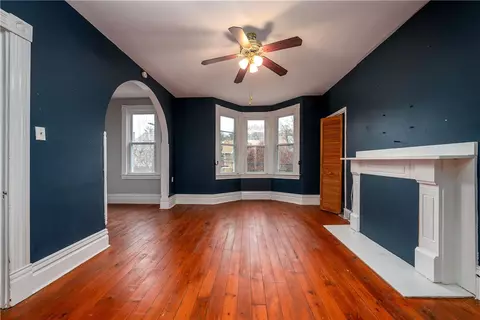 509 End, Pittsburgh, PA 15221 photo 5