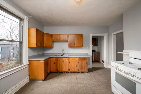 509 End, Pittsburgh, PA 15221 photo 10