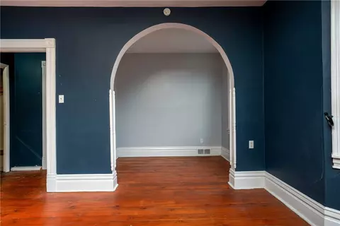 509 End, Pittsburgh, PA 15221 photo 7