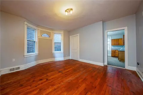 509 End, Pittsburgh, PA 15221 photo 9