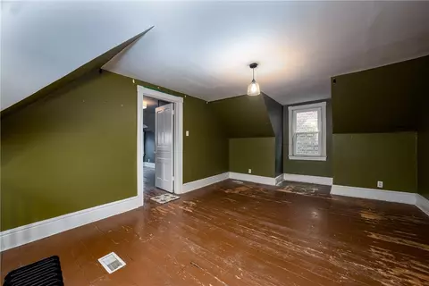 509 End, Pittsburgh, PA 15221 photo 16