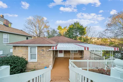 47 Elizabeth St, Mount Oliver, PA 15210
