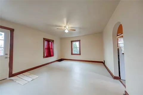 Living - 1832 Devonshire Rd, Coraopolis, PA 15108 photo 1 of 3