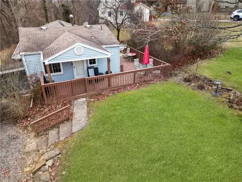 3215 Heights Rd, Aliquippa, PA 15001