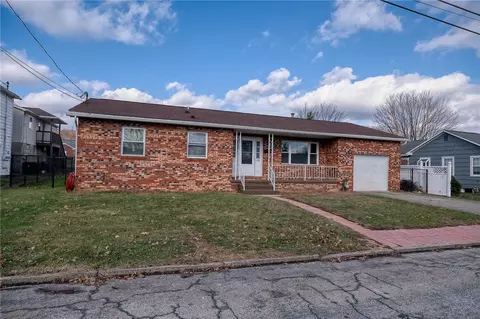 118 E 2nd Ave, Latrobe, PA 15650