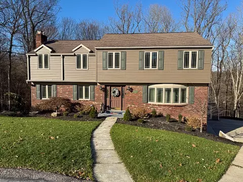 153 Hidden Valley Dr, Pittsburgh, PA 15237