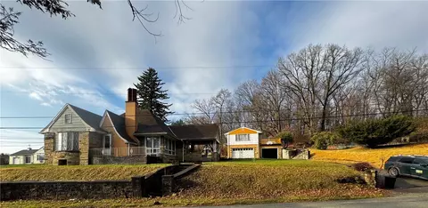 227 Wentsler, New Stanton, PA 15672