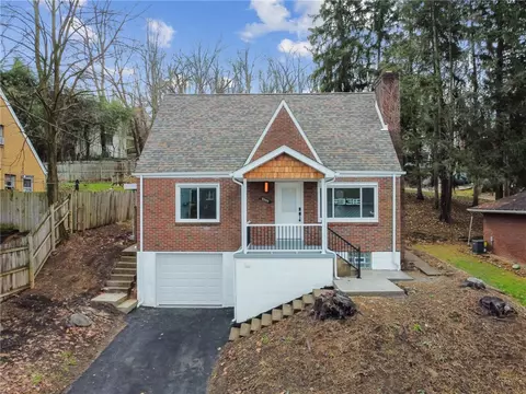 2304 Oneil Blvd, White Oak, PA 15131