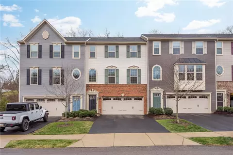 127 Arbor Trail Dr, Mckees Rocks, PA 15136