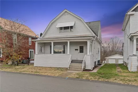719 Park St, California, PA 15419