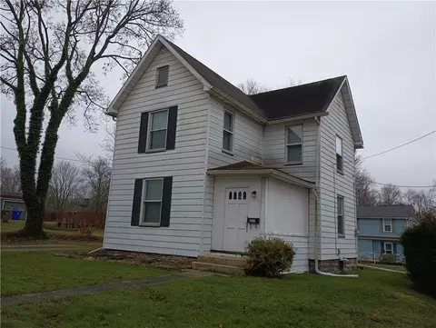 227 S Mercer St, Greenville, PA 16125