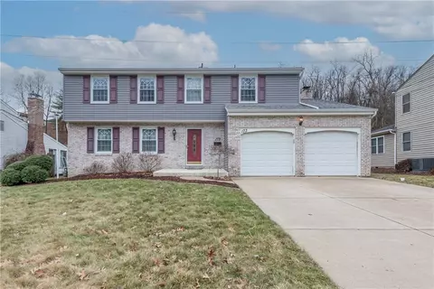 173 Thunderwood Dr, Bethel Park, PA 15102