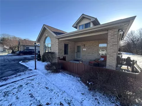 131 Steeplechase Cir, Gibsonia, PA 15044