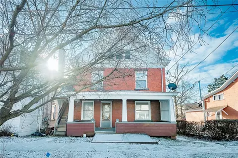 454 Water St, Indiana, PA 15701