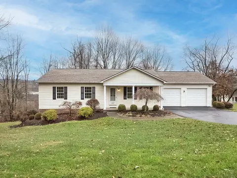 387 N Lincoln Ave, Mars, PA 16046