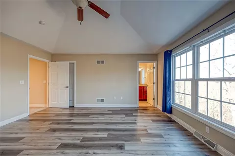 552 E Vanderbilt, Mars, PA 16046 photo 15