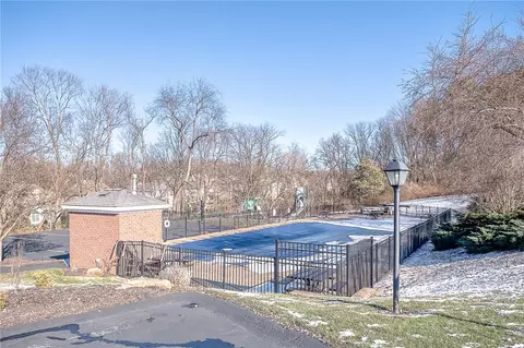 552 E Vanderbilt, Mars, PA 16046 photo 26