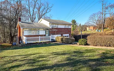100 Pamela Dr, Allison Park, PA 15101