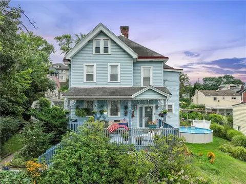 43 Warren St, Pittsburgh, PA 15205