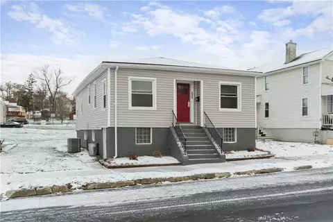 211 Linn Ave, Washington, PA 15301