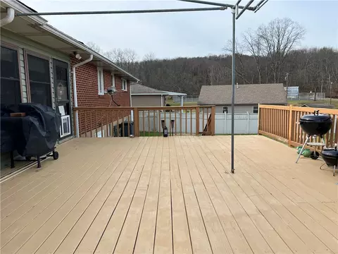 Exterior - 125 Walnut St, Apollo, PA 15613 photo 7 of 8