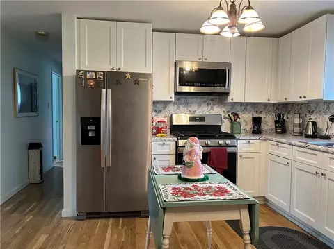 Kitchen - 125 Walnut St, Apollo, PA 15613 photo 1 of 3