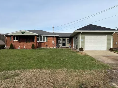 125 Walnut St, Apollo, PA 15613