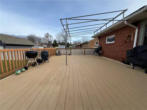 Exterior - 125 Walnut St, Apollo, PA 15613 photo 8 of 8