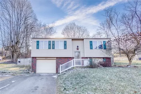 202 Oak St, Manor, PA 15665
