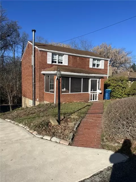 941 Rita Dr, Pittsburgh, PA 15221