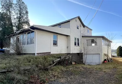 1537 Pitt St, Jennerstown, PA 15547