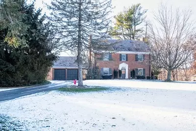 103 Darlington Rd, Beaver Falls, PA 15010