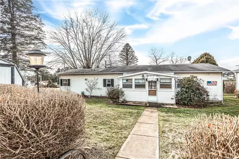 118 N Wood St, Elderton, PA 15736
