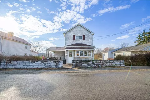 1340 Paradise Ave, Belle Vernon, PA 15012