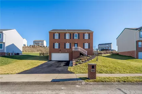 121 Cove Ct, Mcdonald, PA 15057