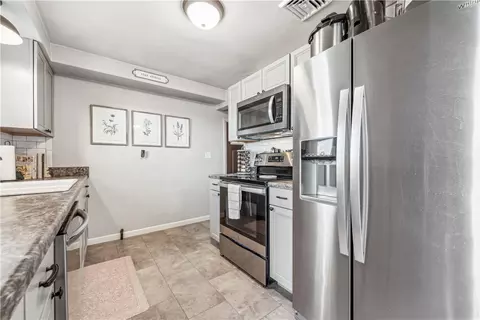 Kitchen - 517 E 4th Ave, Derry, PA 15627 photo 3 of 4