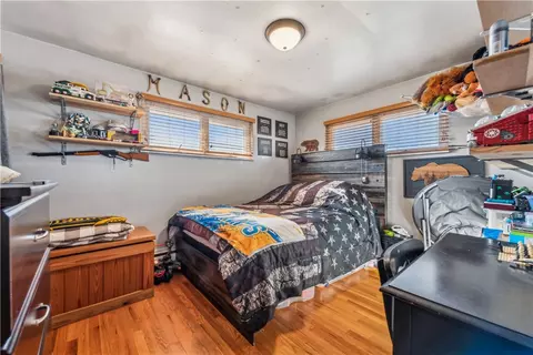 Bedroom - 517 E 4th Ave, Derry, PA 15627 photo 3 of 5